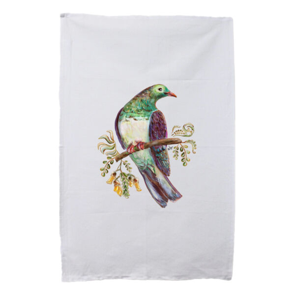 Kereru Bird, Seed Dispersal bird Thumbnail